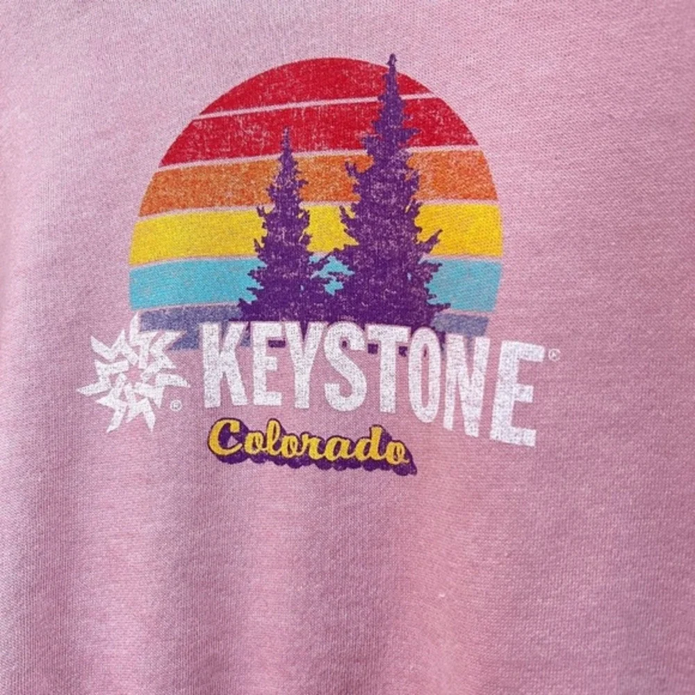 Techstyles Sweatshirt Keystone Travelcore Rainbow Sunset Graphic‎ Women's Pink - Picture 4 of 9